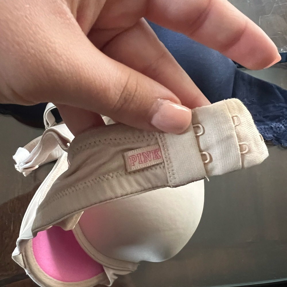 Bras & socks bundle - Picture 4 of 8